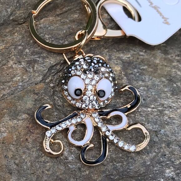 Octopus Keychain - Picture 3 of 11
